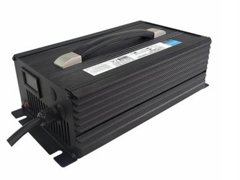 ເຄື່ອງສາກແບັດເຕີຣີ: Universal vs. OBC Battery Chargers