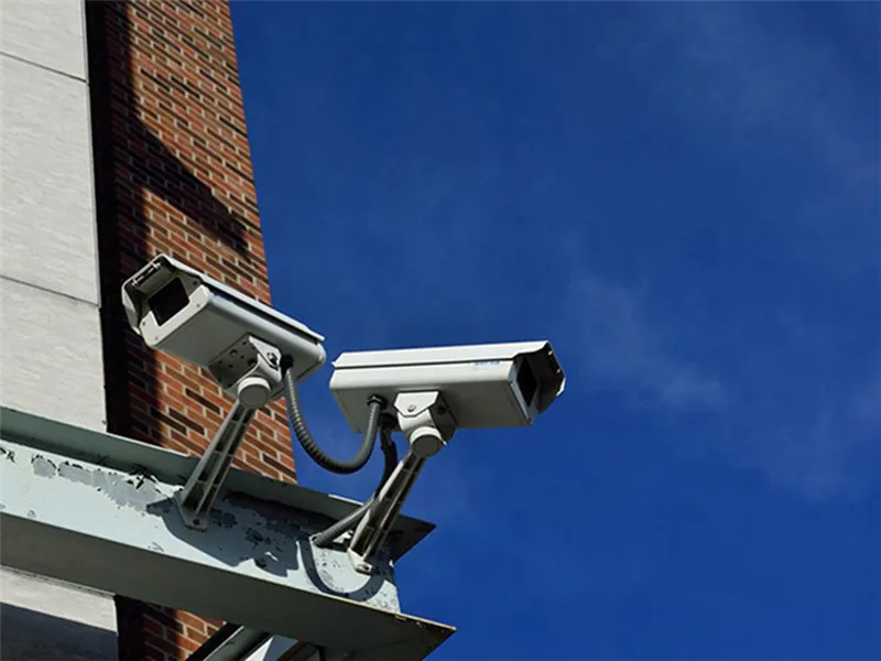 PoE injector ສະຫນອງພະລັງງານແລະເຄືອຂ່າຍກັບກ້ອງຖ່າຍຮູບແນວໃດ