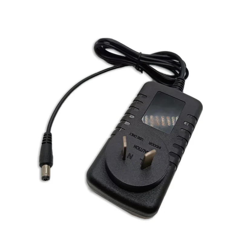 ອາເຈນຕິນາປລັກສຽບໄຟ 25.2V 0.5A ຕິດຝາ
